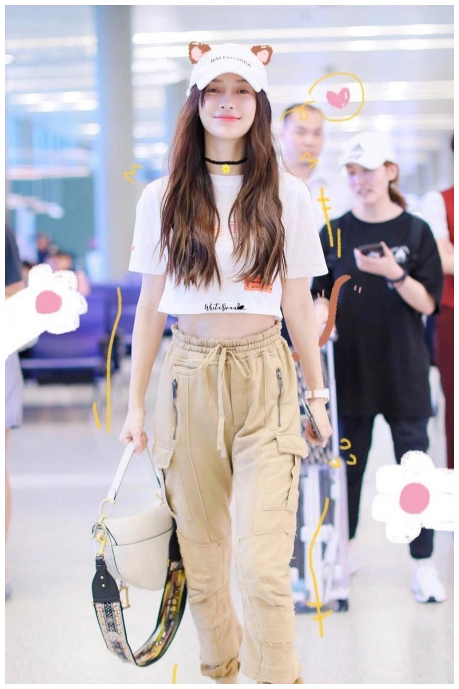 奔跑吧镜头:angelababy腿部线条好虐,内八严重仪态差