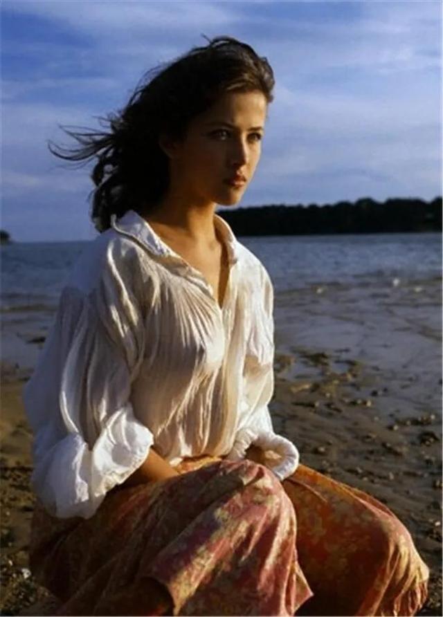 苏菲玛素优雅美丽