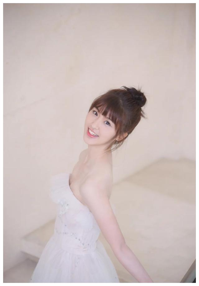 林昕宜天蝎座来自上海就读于同济大学影视女演员