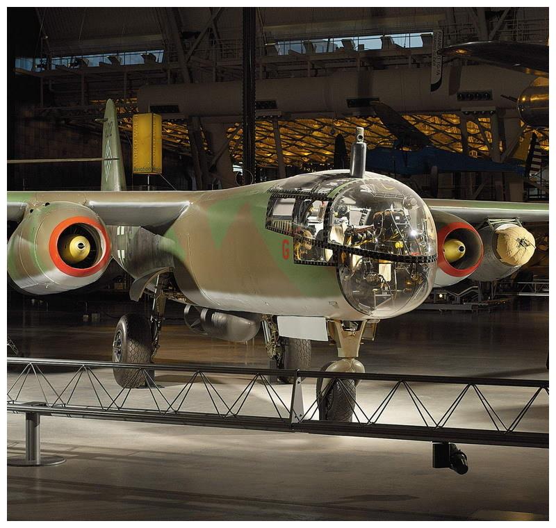 出动26架喷气式飞机空袭了荷兰南部的吉尔兹-里根(gilze-rigen)机场