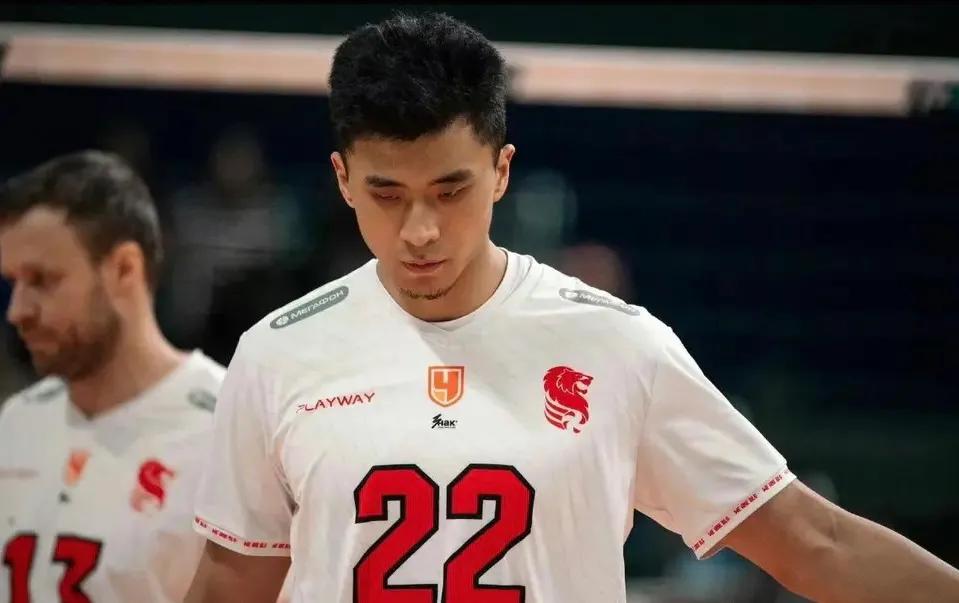 张景胤发挥太亮眼助别尔哥罗德击败对手重返俄联赛四强