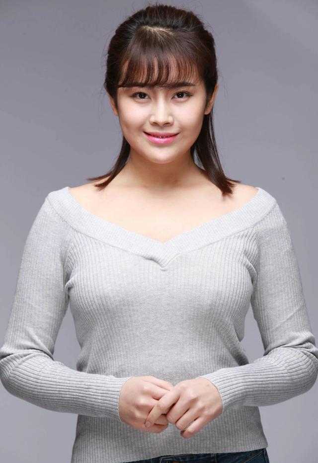 刘洁涵--温文儒雅!__财经头条