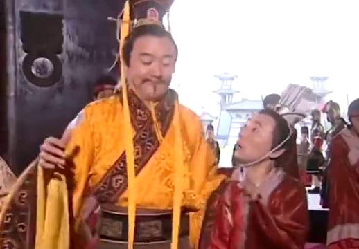 乌龙闯情关 刘贺接受玉玺行为荒唐