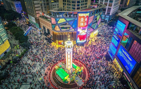 西部地区名气很旺的3条步行街,带火三座城|春熙路|步行街|名气_新浪