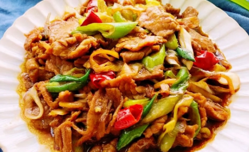 美食家常菜推荐:红烧凤爪,芹菜豆干炒肉丝,葱爆牛肉,超好吃喔