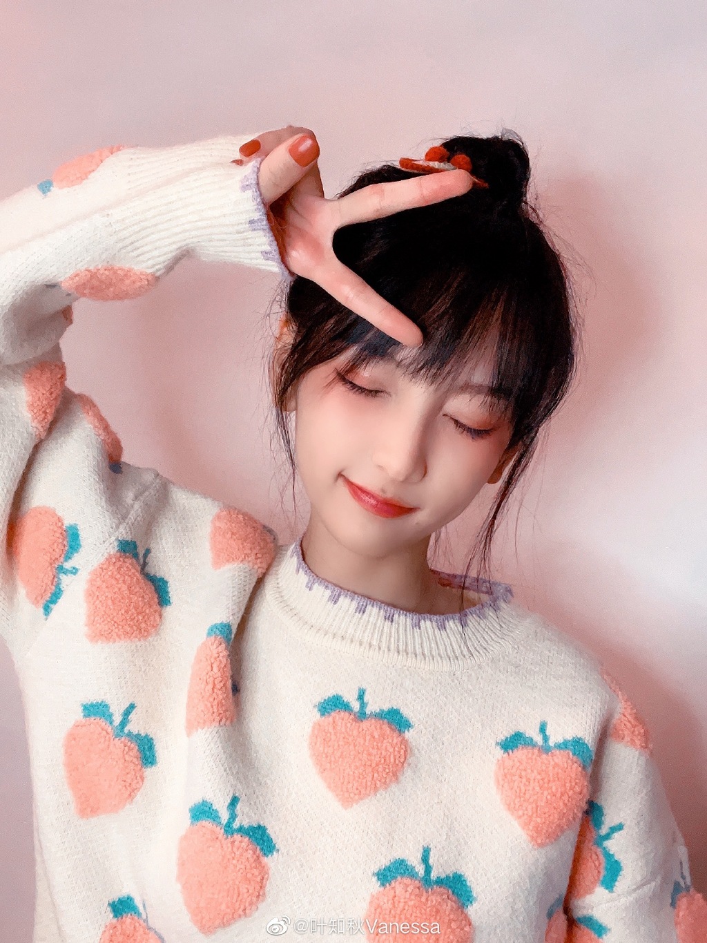 美女网红主播叶知秋迷人美照欣赏啊