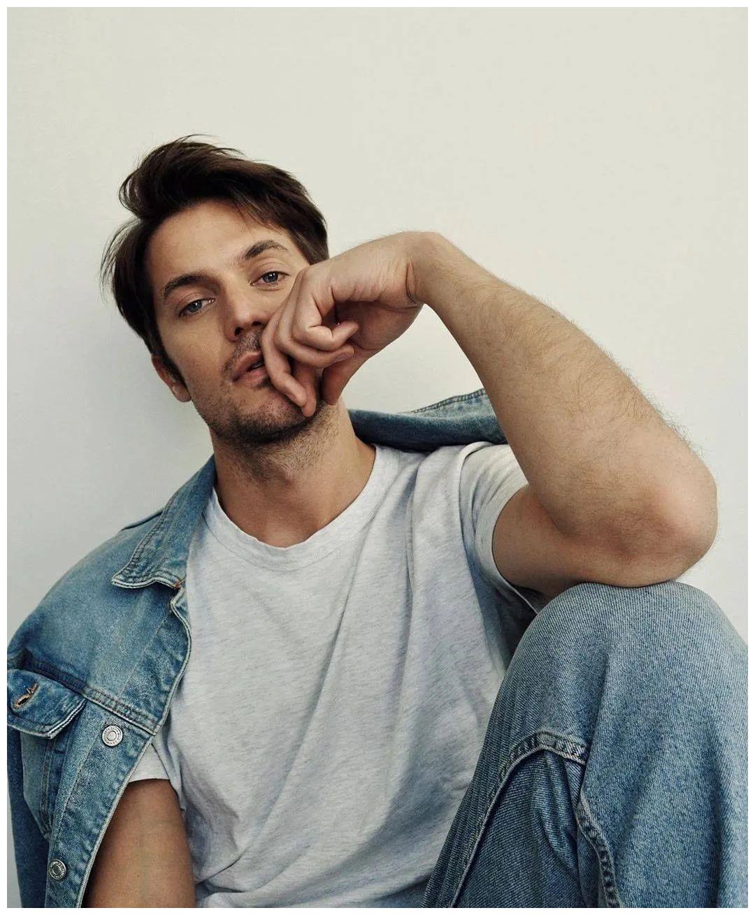 法国男人太帅了,这部时尚剧集里,每一位男演员外形都不输超模|男演员