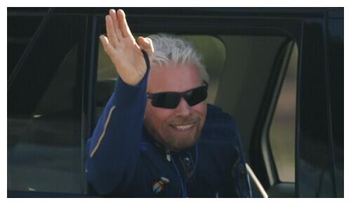 维珍银河完成首次满员太空试飞 英国富豪布兰森“上天”休闲区蓝鸢梦想 - Www.slyday.coM