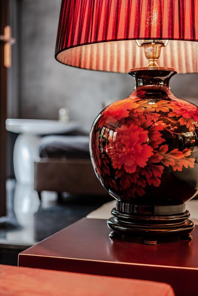 不顾妻子反对，他坚持买1层楼房，128㎡赠送60㎡庭院，装修后太美休闲区蓝鸢梦想 - Www.slyday.coM