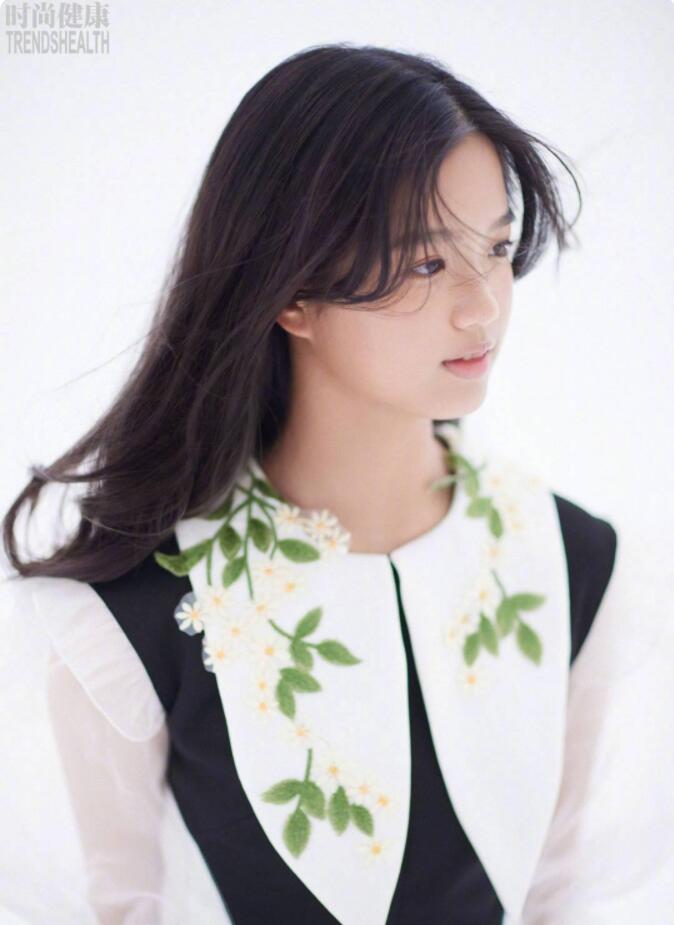 钟丽缇带女儿一起拍时尚封面照，这是要带女儿入圈的节奏么？