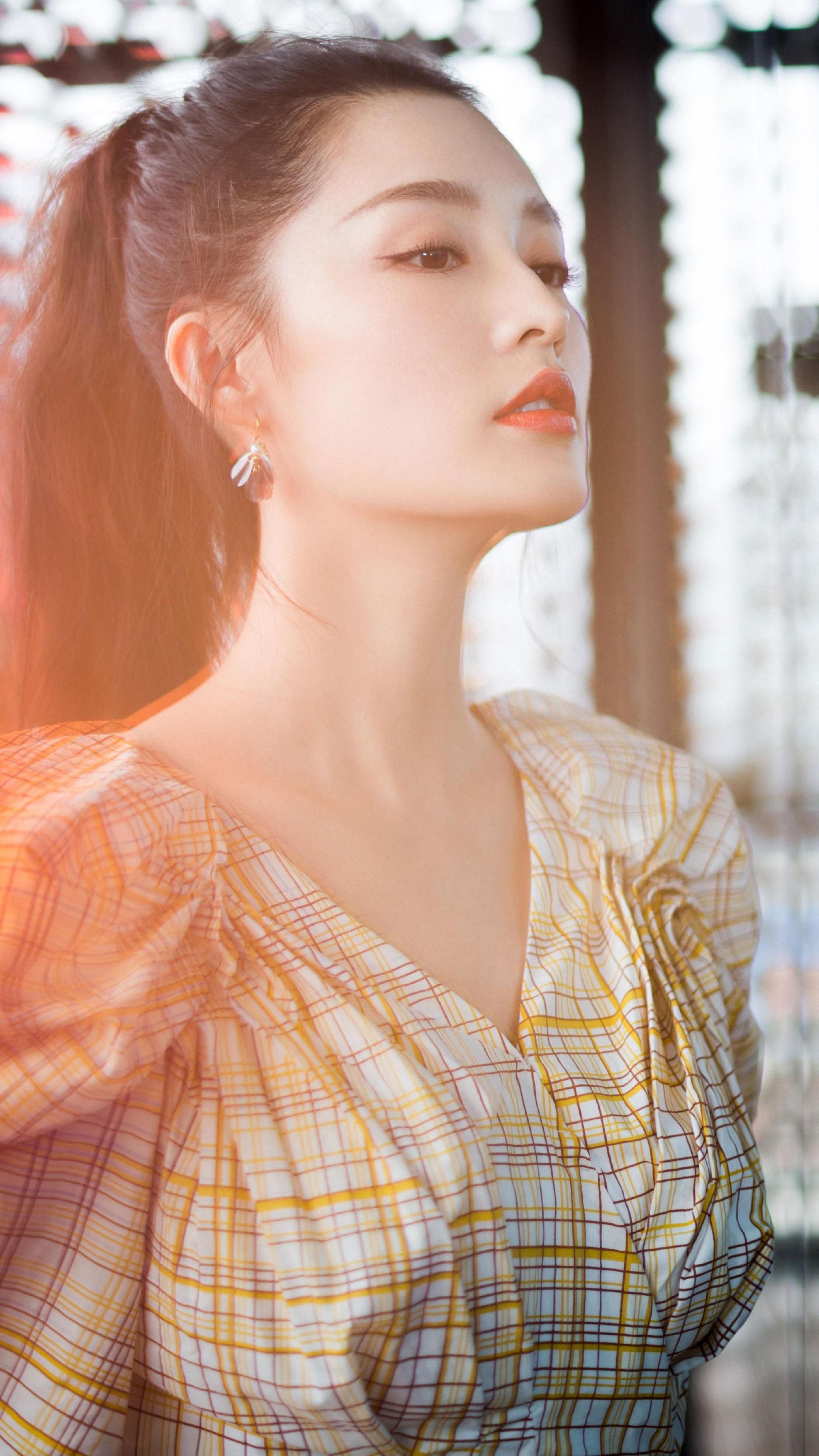 女演员李沁,美如桃花,楚楚动人!_高清图集_新浪网