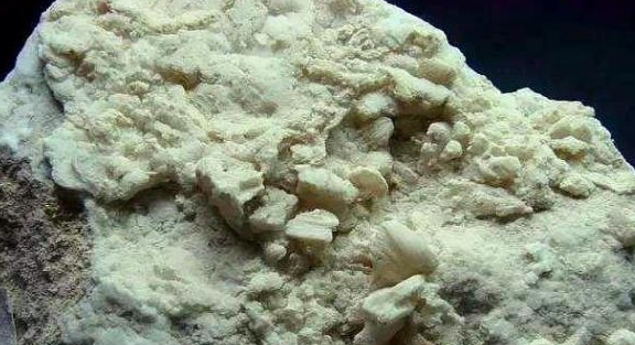 头屑瘙痒什么洗发水