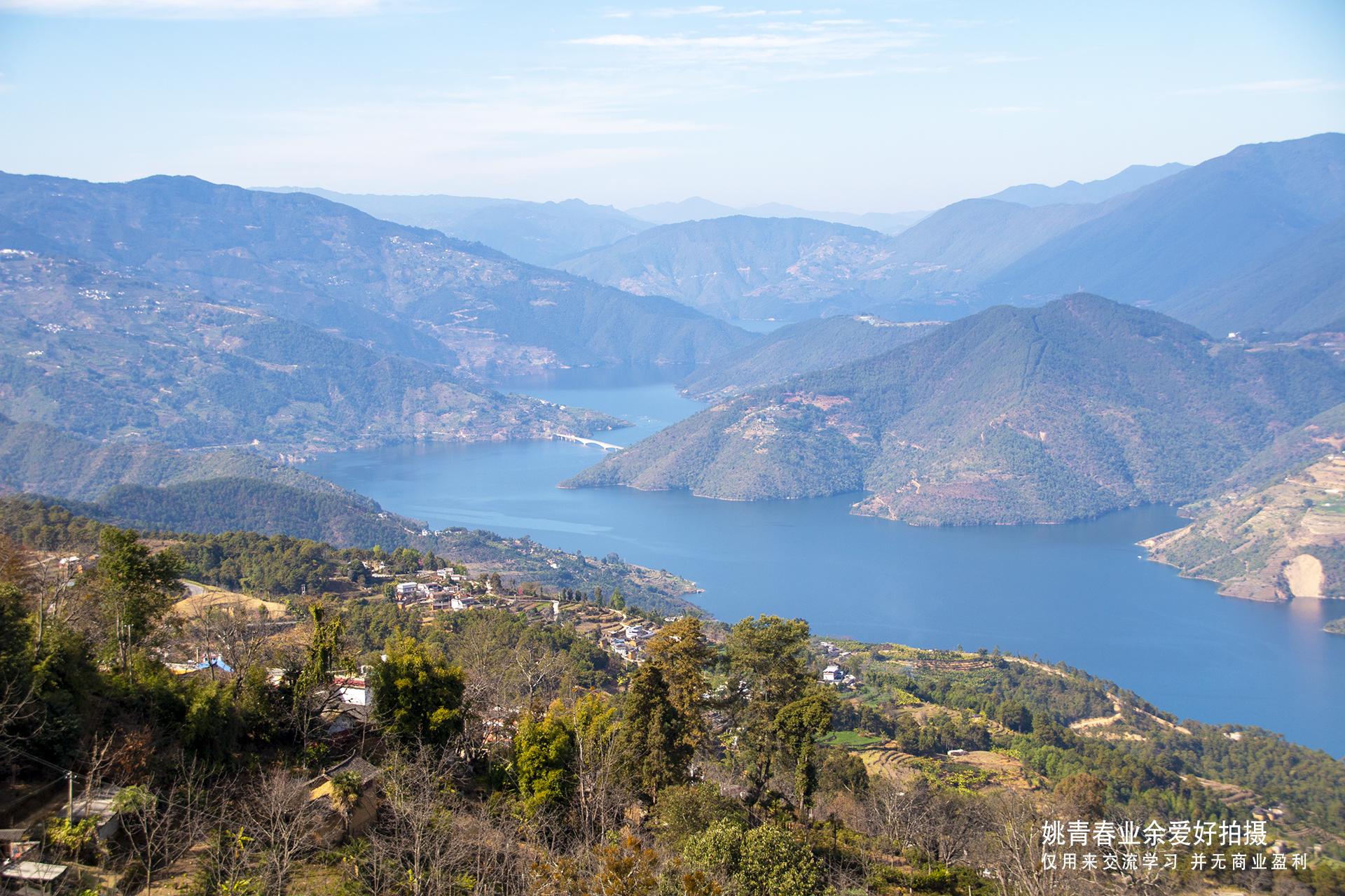 云南省临沧市凤庆县大寺乡澜沧江自然风光山水风景乡村人家姚青春