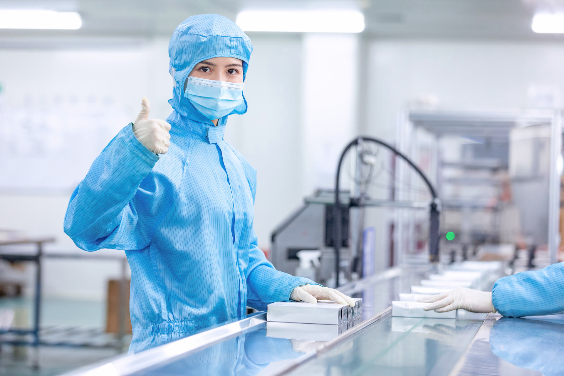 电子|无尘服|导电_新浪新闻