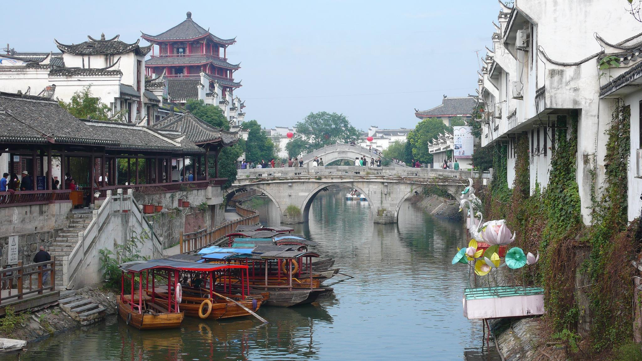 铁马金戈此地英王来过,安徽三河古镇