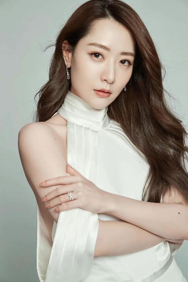 白冰高清美图