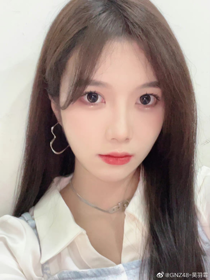 gnz48-吴羽霏自拍美照欣赏,好可爱__财经头条