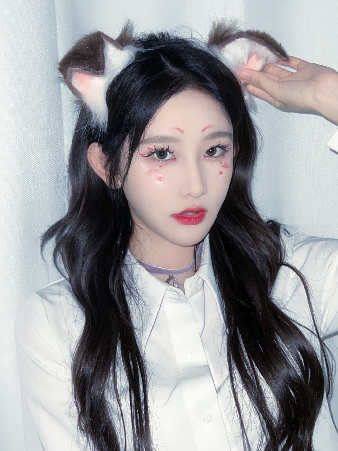 snh48-周诗雨小姐姐万圣节美照欣赏_高清图集_新浪网