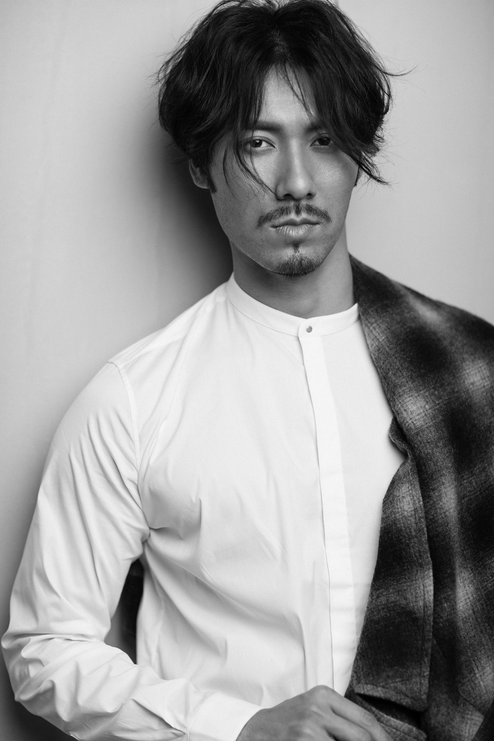 范奕泽初秋写真曝光 《重启之极海听雷》贰京获好评