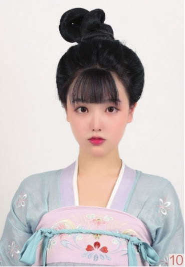 唐风少女造型变形灵蛇髻包发