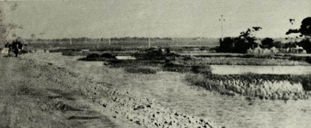1938年日寇偷拍越南海防港老照片，镜头里全是支援中国的战略物资