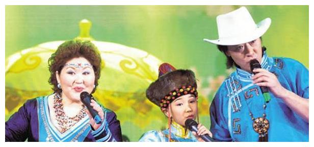 吉祥三宝14年后：爸爸逝世，妈妈隐退，演女儿的英格玛模样大变休闲区蓝鸢梦想 - Www.slyday.coM