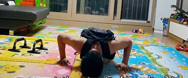 每天坚持100个俯卧撑训练，对身体的改变有多大？休闲区蓝鸢梦想 - Www.slyday.coM