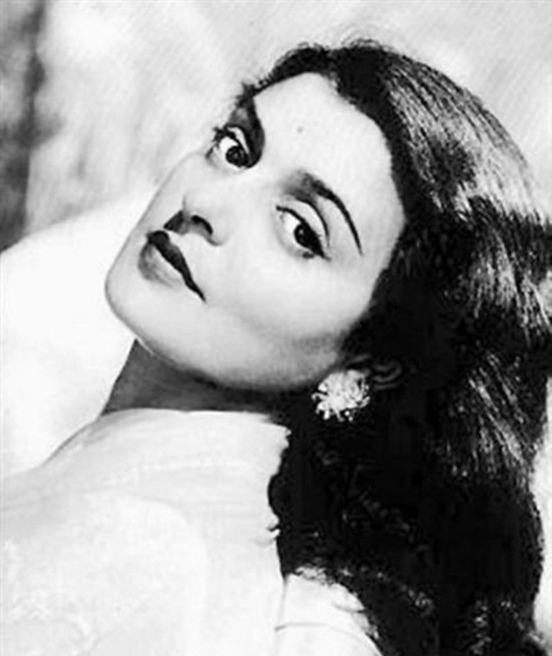 风情万种的印度末代王妃,她主演的电影曾在中国热播