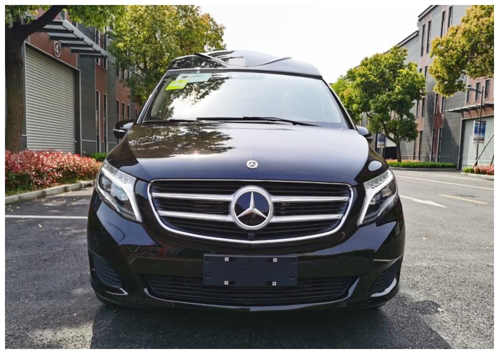 为啥开奔驰总被人瞧不起?内行人说出实情:大标就是没地位