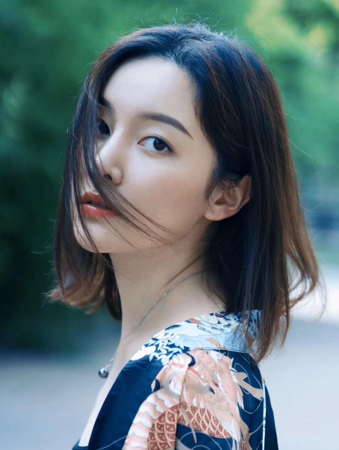 崔心心:清纯可爱,优雅可人!__财经头条