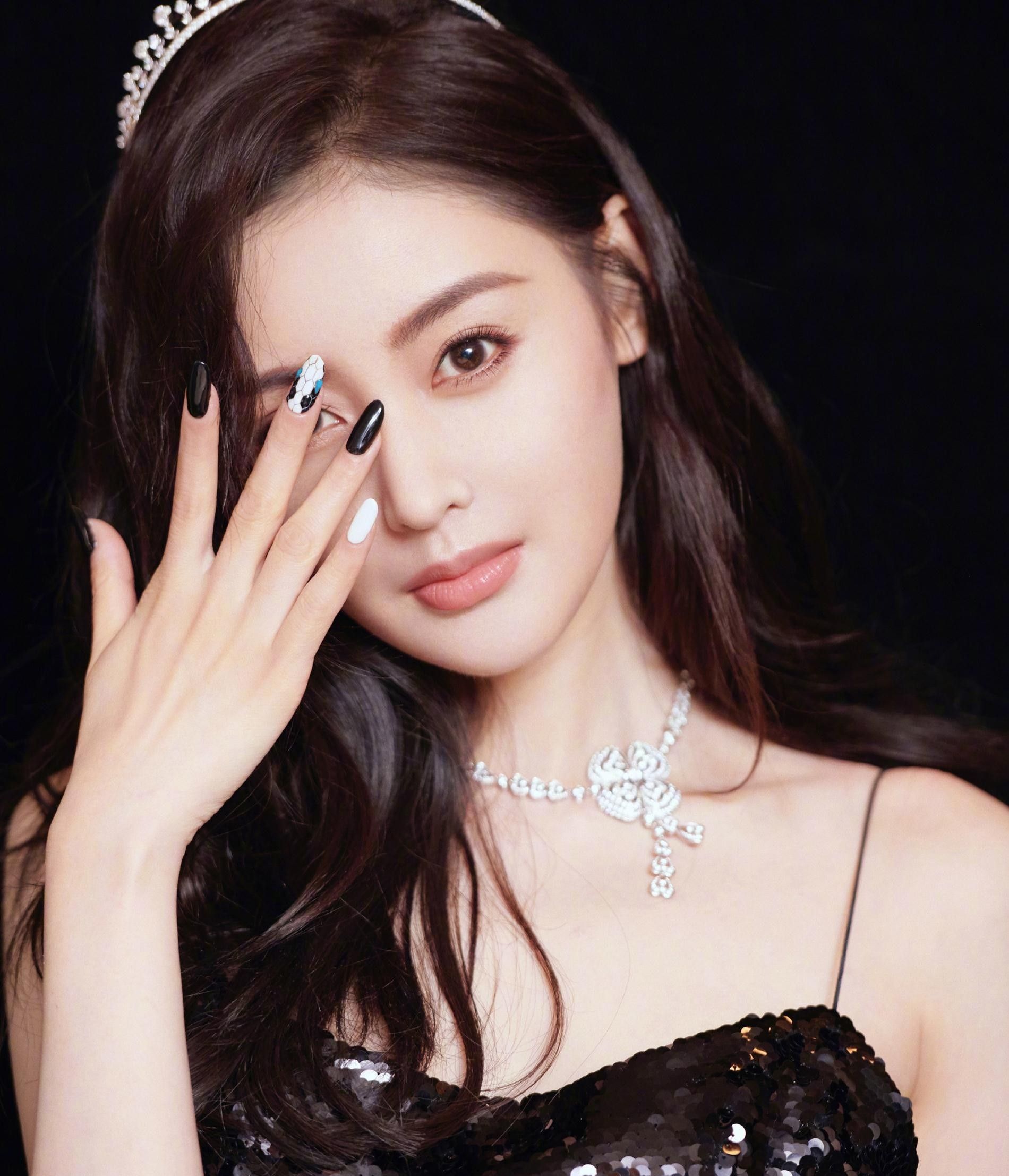 爱豆女神张天爱