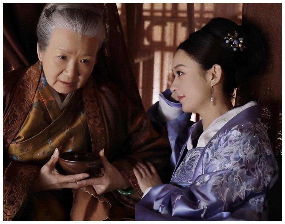 好演员曹翠芬:曾被张艺谋嘲讽,演赵丽颖奶奶爆红,一生无儿女