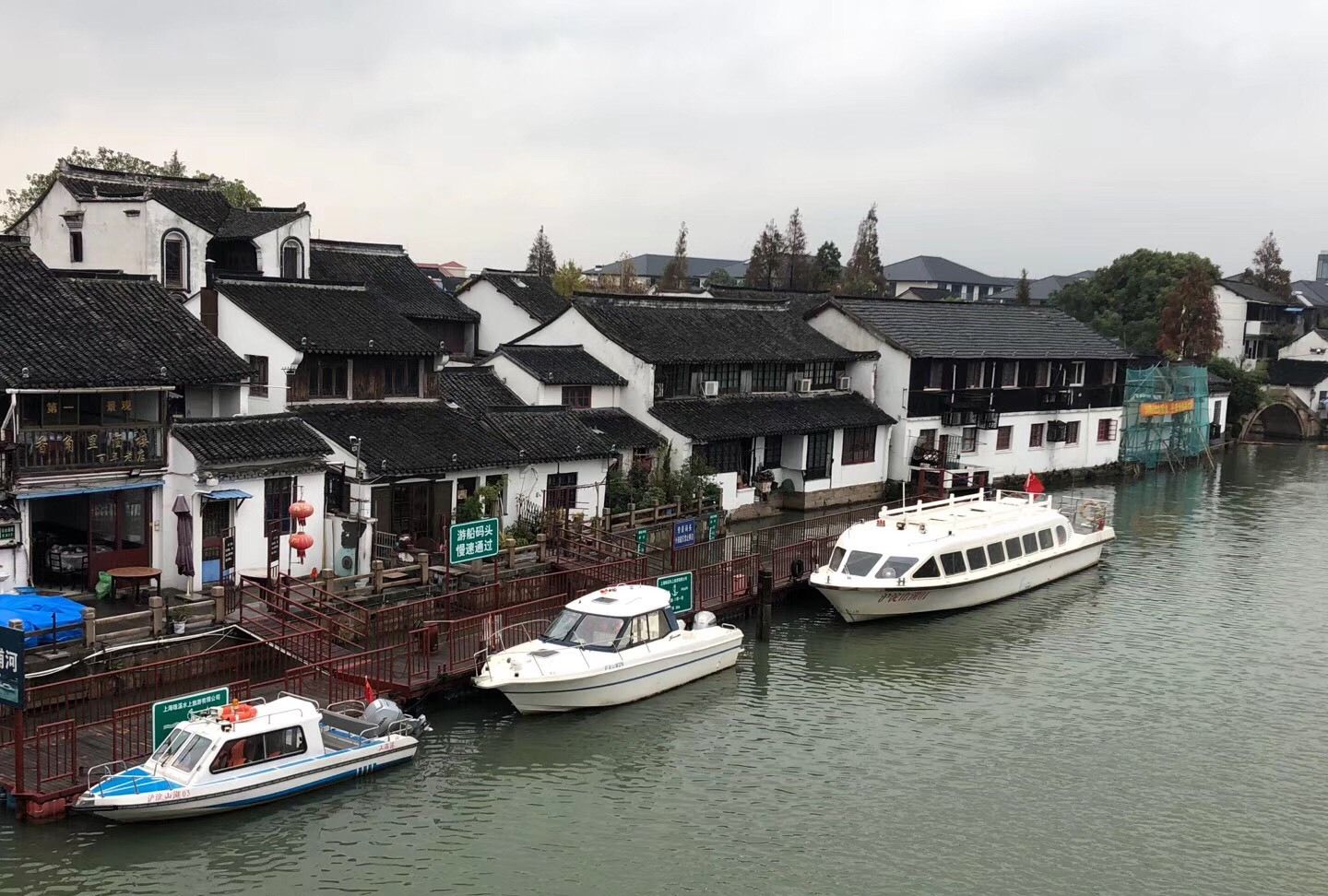 小镇码头的一角,述说着光阴的故事