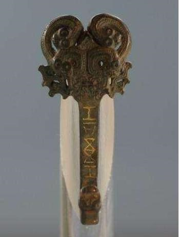 吴钩到底是什么兵器?考古发现吴王阖闾遗物,揭开了吴钩真面目!