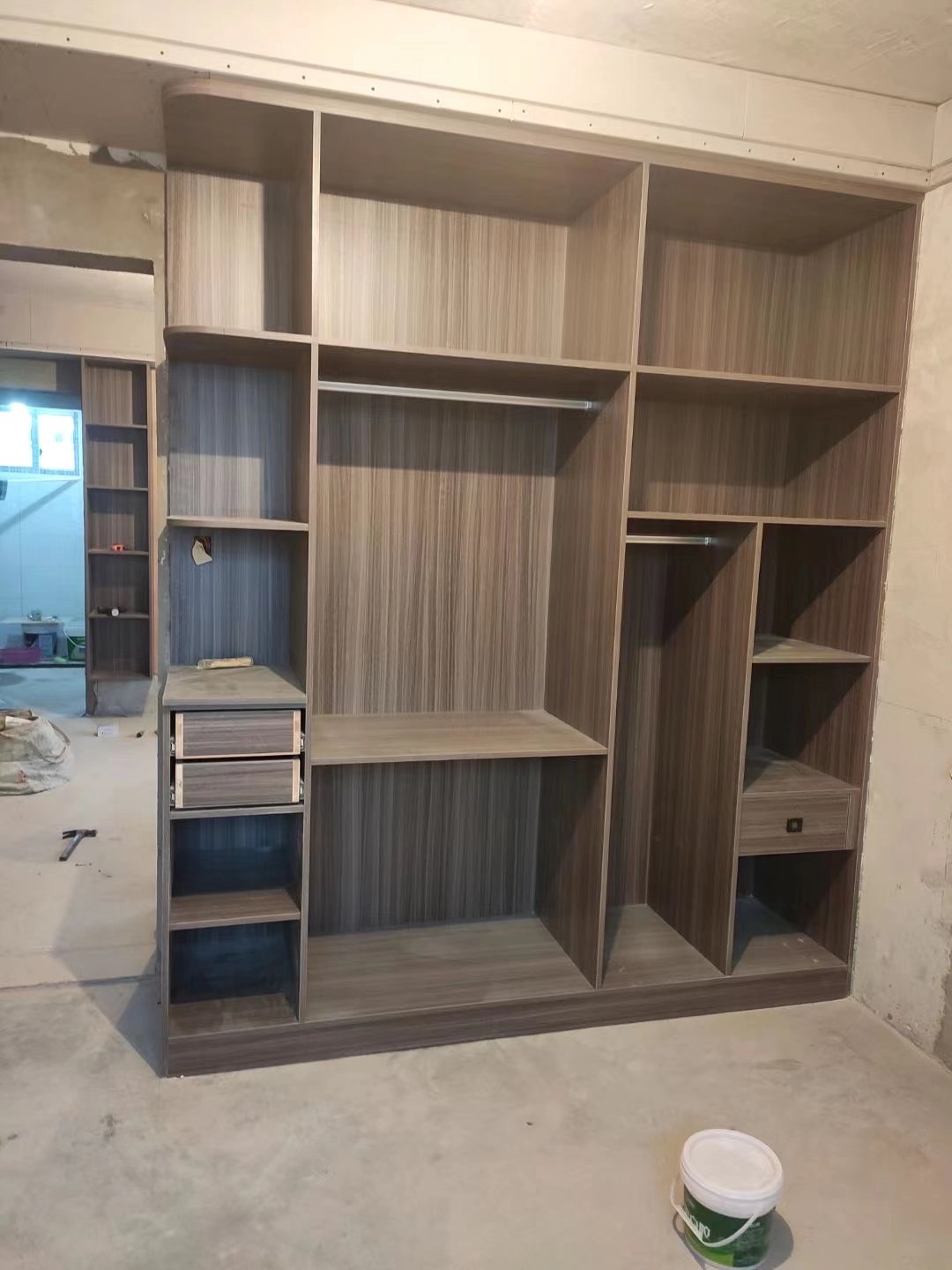 业主喜欢这款兔宝宝(尤加利影),成品后的确耐看