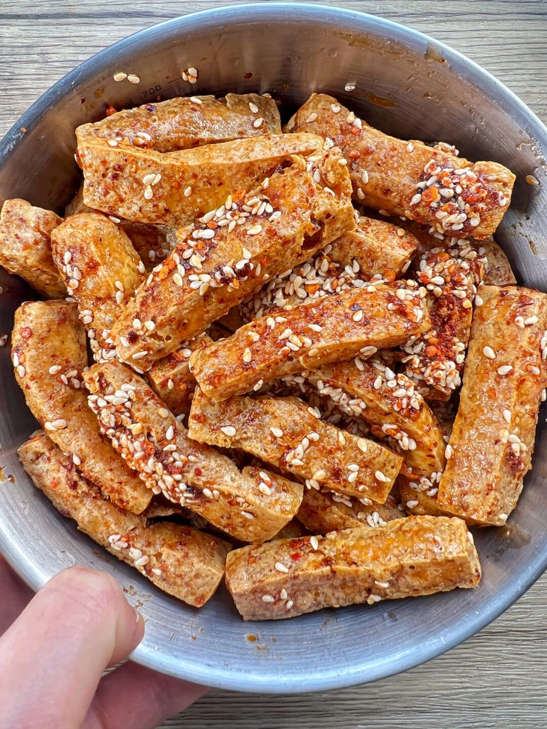 巨简单的麻辣豆腐干又香又脆麻辣过瘾好吃到舔手指