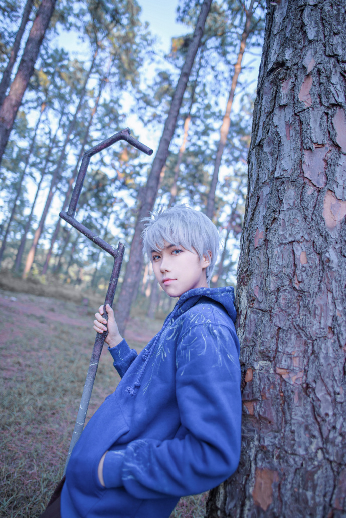 《守护者联盟》杰克冻人cosplay|守护者联盟|折扇|饮冰_新浪新闻