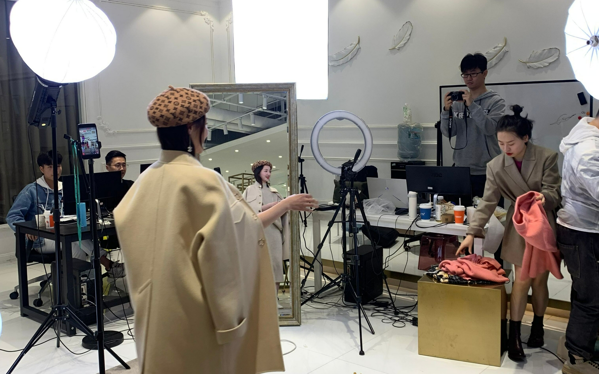 魔筷科技:加强自身供应链建设,应对直播电商变局