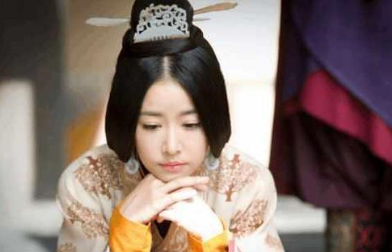 丈夫离家多年生死不知，妻子却突然被召进皇宫，皇帝：夫人辛苦了|邓晨|刘秀|阴丽华_新浪新闻