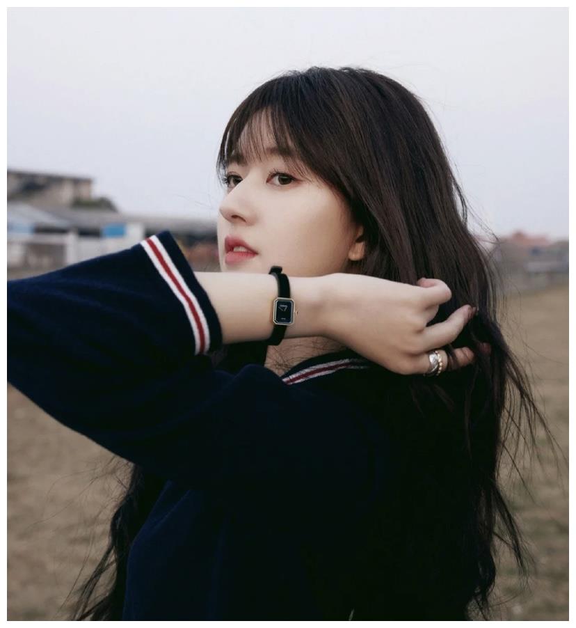 今日分享宝藏女孩赵露思