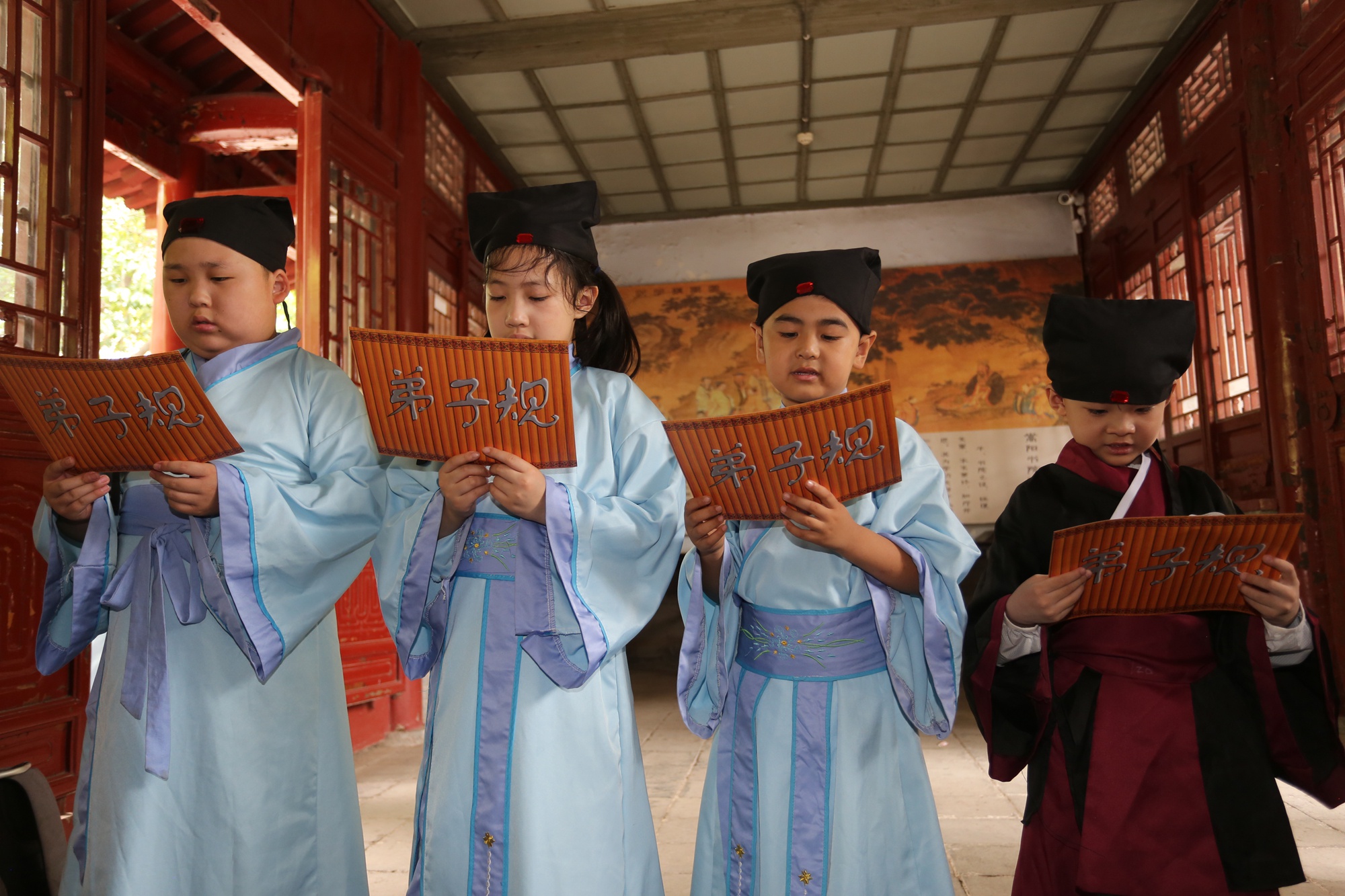 感受传统文化 学习国学礼仪