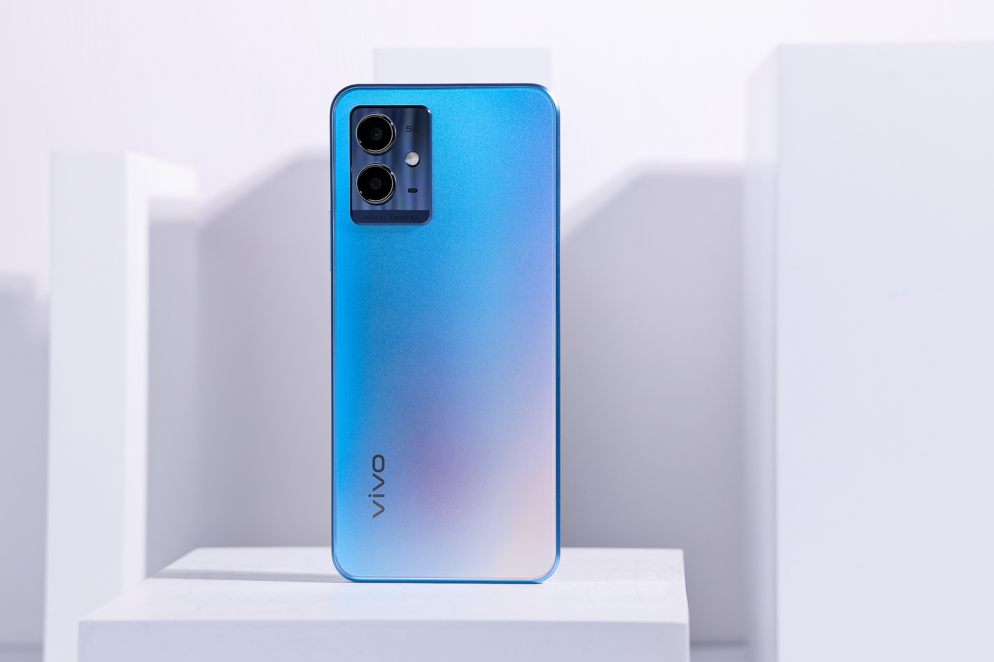 大容量电池与轻薄机身兼具vivoy33s手机图赏