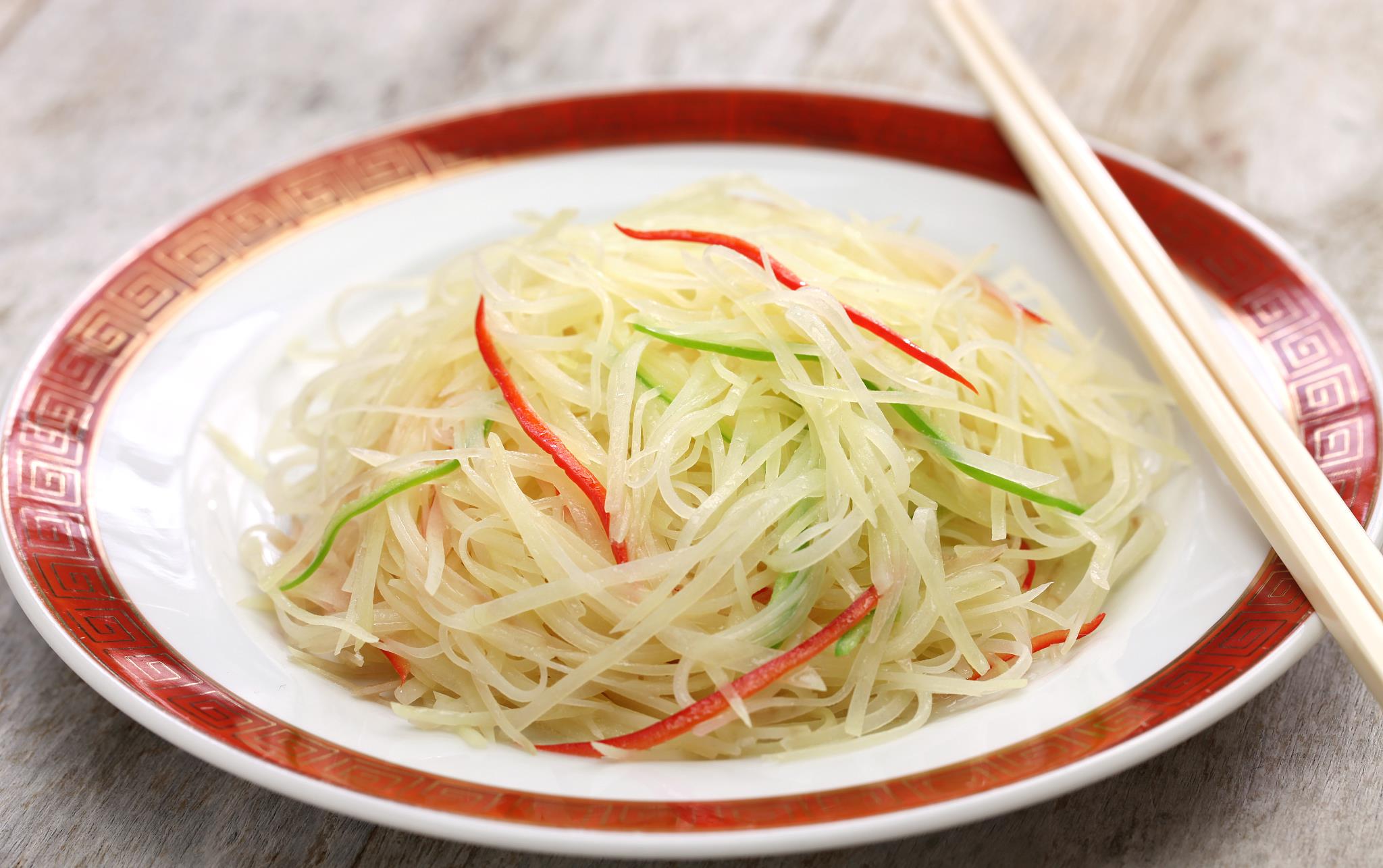 家常菜火腿青椒土豆丝