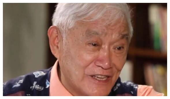 戏骨牛犇谈过世妻子:家里几套房 存款也不少 她的衣服却补了又补