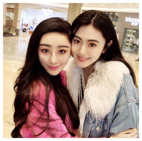 曾因整成范冰冰走红的何承熹,如今风生水起,还登上戛纳红毯