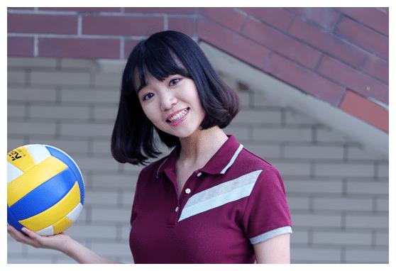 少女时代大眼睛爆棚的郄路通不是萌到你了吗