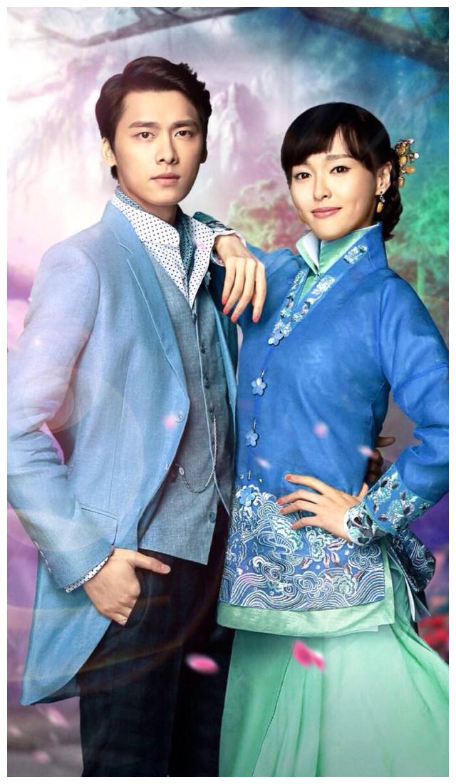 《古剑奇谭》之后李易峰就搭档唐嫣合作了《活色生香》,虽然这部剧的