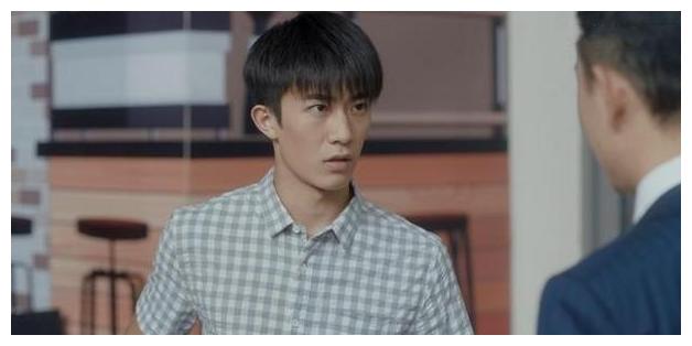 《安家》房家栋为何能去徐姑姑的公司,有两个大前提!