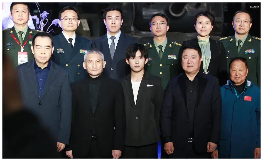 电影《长津湖》国庆档热映，网友评价：大制作，震撼人心！休闲区蓝鸢梦想 - Www.slyday.coM