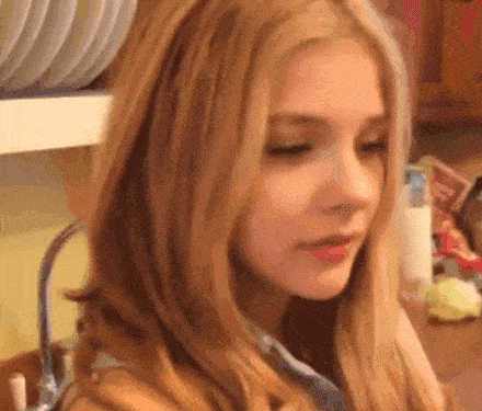 神回复：假如你女朋友发烧40度，你王者荣耀晋级赛刚开，怎么办？休闲区蓝鸢梦想 - Www.slyday.coM